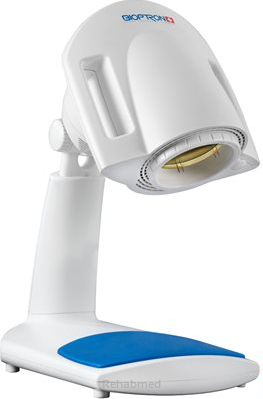 LAMPA BIOPTRON PRO 1 NA STATYWIE STOŁOWYM W ZESTAWIE Z FILTREM FULERENOWYM